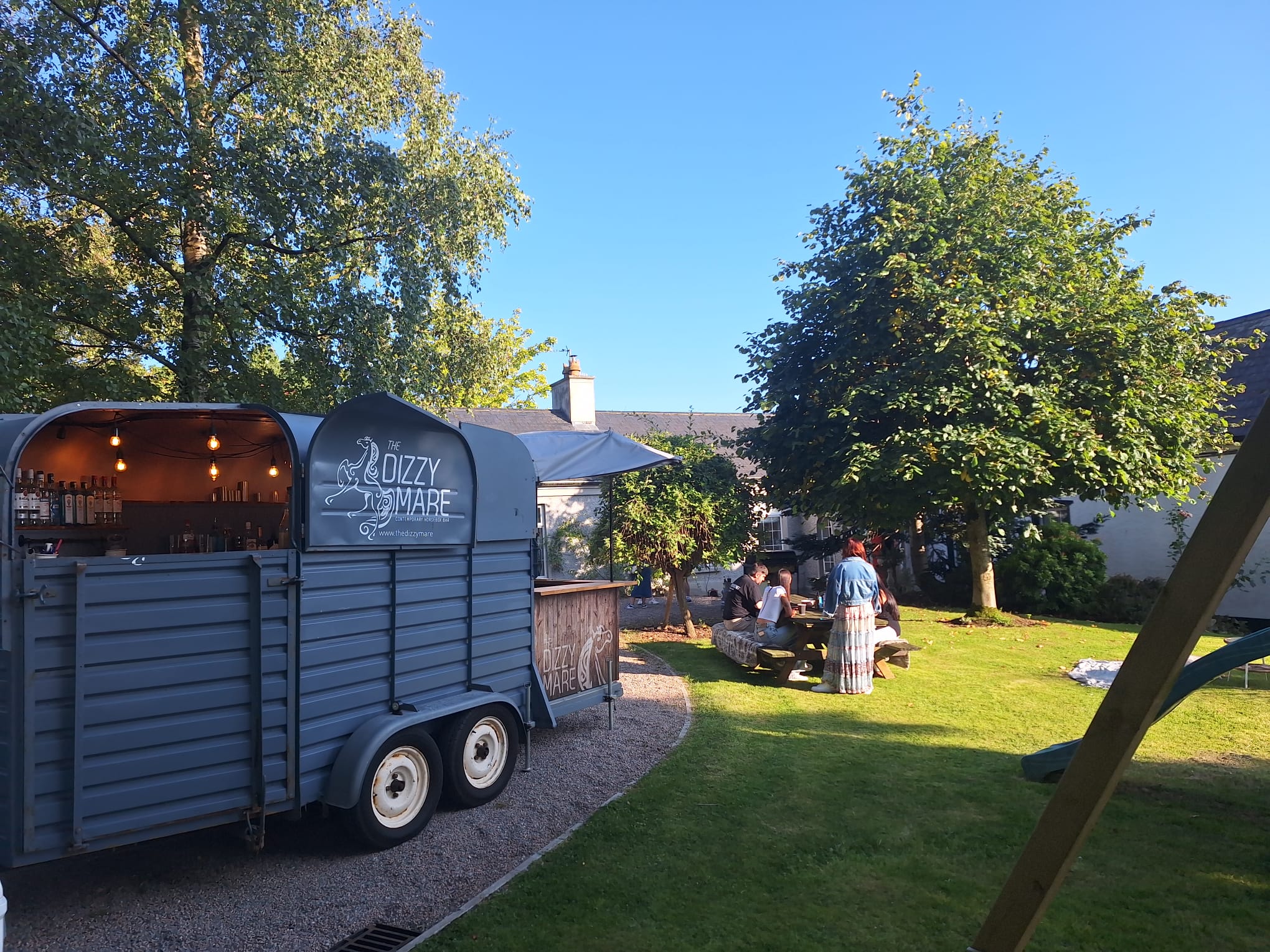 Mobile bar service rental / hire in Northern Ireland for private party or wedding celebrations